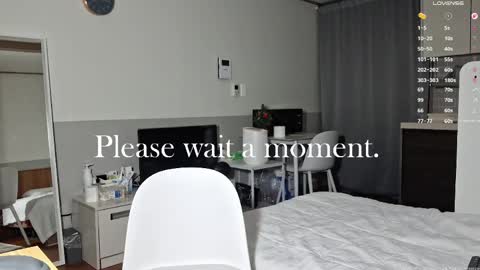 Silas Kim online show from April 22, 11:15 am