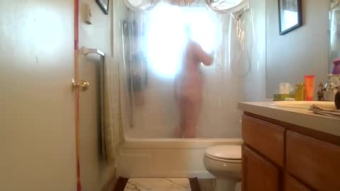 silverdragon70 online show from September 28, 8:18 pm