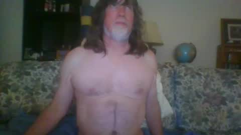 Snapshot of silverfunfox chatting on February 4, 1:13 am silverfunfox online show from February 4, 1:13 am
