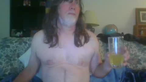 Snapshot of silverfunfox chatting on December 16, 6:27 pm silverfunfox online show from December 16, 6:27 pm