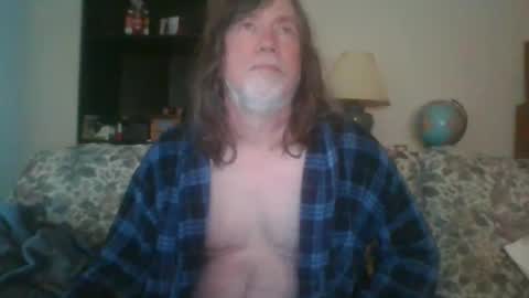 Snapshot of silverfunfox chatting on February 19, 1:17 pm silverfunfox online show from February 19, 1:17 pm