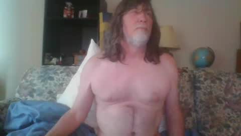 Snapshot of silverfunfox chatting on January 24, 8:32 pm silverfunfox online show from January 24, 8:32 pm