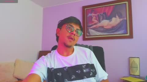 simonsaid33 online show from June 3, 6:46 pm