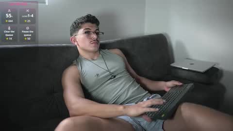 Snapshot of simoon_01 chatting on October 7, 7:07 pm SIMOON online show from October 7, 7:07 pm