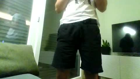 simossimoo online show from January 8, 10:09 am