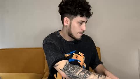 simurrr online show from March 8, 4:11 pm