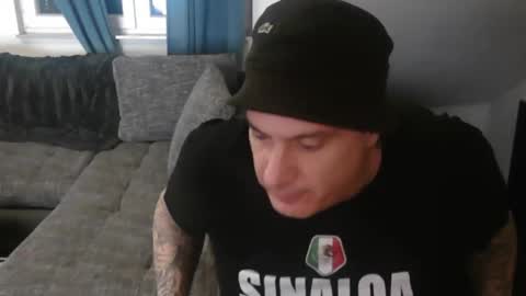 sinalco1975 online show from December 2, 3:20 am