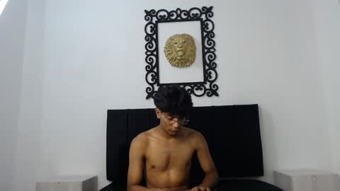   online show from May 15, 8:50 pm