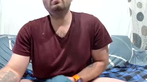 Snapshot of sinfulminded_couple chatting on February 23, 6:30 pm sinfulminded_couple online show from February 23, 6:30 pm