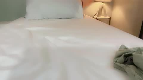 siomairiceee online show from March 4, 7:26 am