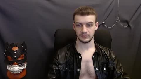 Snapshot of sir_damien chatting on January 11, 11:56 am Sir Damien online show from January 11, 11:56 am