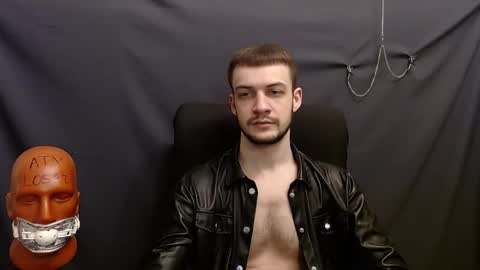 Snapshot of sir_damien chatting on January 19, 8:09 pm Sir Damien online show from January 19, 8:09 pm