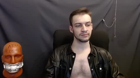 Snapshot of sir_damien chatting on January 15, 3:11 am Sir Damien online show from January 15, 3:11 am