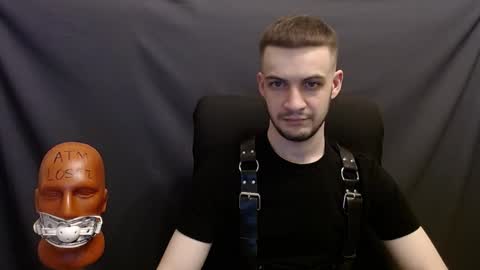 Snapshot of sir_damien chatting on December 4, 5:33 pm Sir Damien online show from December 4, 5:33 pm