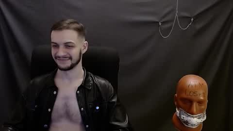 Snapshot of sir_damien chatting on January 24, 3:00 am Sir Damien online show from January 24, 3:00 am