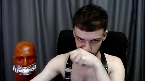 Sir Damien online show from April 25, 3:20 am