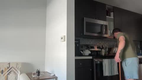 sirbubblesworth online show from March 7, 11:37 pm