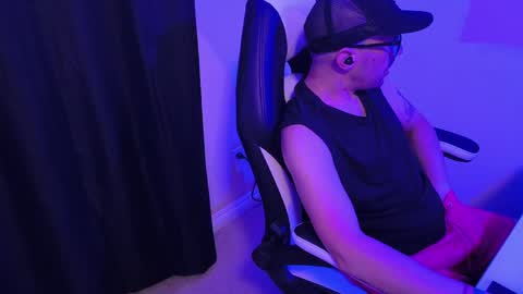 Sir Daddy McQween online show from June 3, 7:54 am