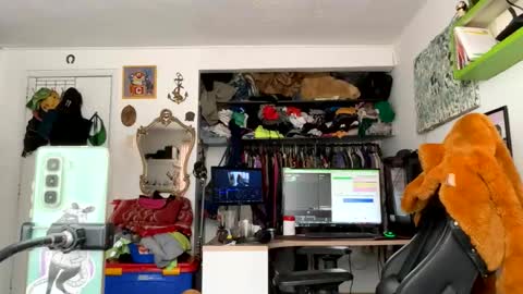 siriss_boyrag online show from June 6, 1:06 pm