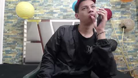 SIR RYANT online show from December 4, 12:25 pm