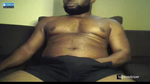 Snapshot of sizedpiper chatting on January 6, 1:52 pm Pvt is open. Drop thumbs up in satisfaction online show from January 6, 1:52 pm