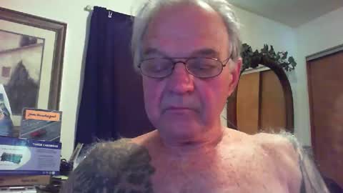 skeeeziks online show from May 16, 6:06 pm