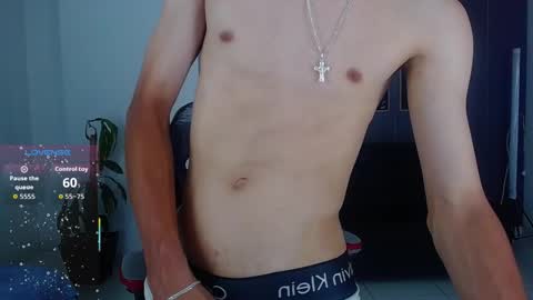 skinny_bigcock20 online show from September 11, 11:48 pm