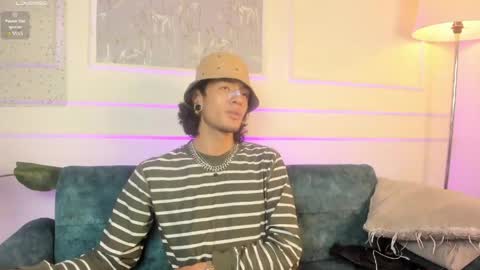 Mac online show from April 26, 2:03 pm