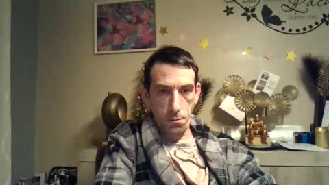 Snapshot of skinnybigcock2 chatting on December 30, 3:25 am SkinnyBigCock2 online show from December 30, 3:25 am