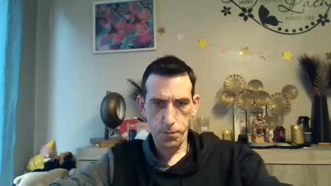 Snapshot of skinnybigcock2 chatting on March 11, 7:48 am SkinnyBigCock2 online show from March 11, 7:48 am