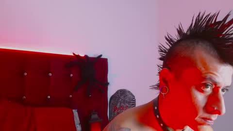 skinnydevil1 online show from March 6, 4:53 am