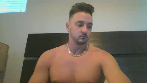 skinnyguylongdick1 online show from November 3, 12:26 am