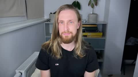 sky_guy25 online show from November 15, 9:39 pm