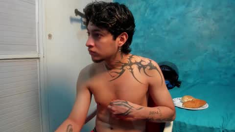 sky_wild online show from February 16, 7:56 pm