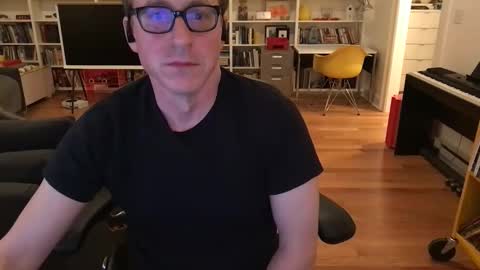 Skyline3371 online show from March 2, 4:23 am