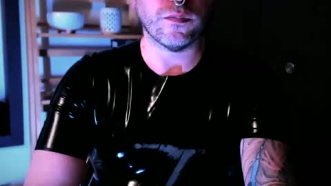 slick_evo online show from February 15, 5:19 am