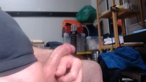Snapshot of sliderguy699 chatting on January 29, 11:04 pm sliderguy699 online show from January 29, 11:04 pm