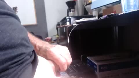Snapshot of sliderguy699 chatting on October 4, 12:54 pm sliderguy699 online show from October 4, 12:54 pm