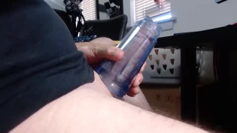 Snapshot of sliderguy699 chatting on September 20, 3:34 pm sliderguy699 online show from September 20, 3:34 pm