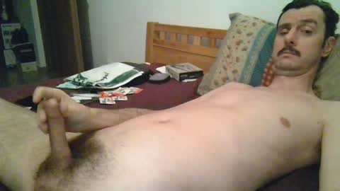 Snapshot of slim38 chatting on January 1, 9:41 pm Alin online show from January 1, 9:41 pm