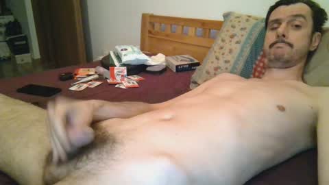 Snapshot of slim38 chatting on December 23, 5:49 am Alin online show from December 23, 5:49 am