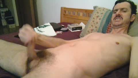 Snapshot of slim38 chatting on January 17, 9:43 pm Alin online show from January 17, 9:43 pm