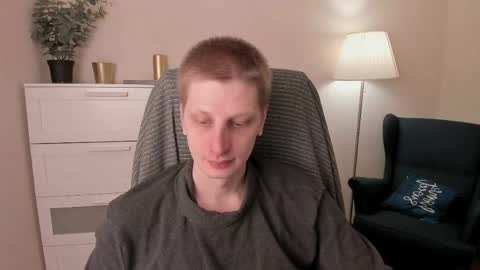Andy online show from April 25, 9:12 pm