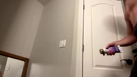 slimhiguy online show from March 12, 5:15 am