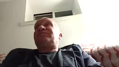 Snapshot of slonce_ chatting on March 12, 11:33 pm Dariusz Chmielarz online show from March 12, 11:33 pm