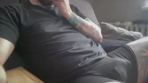 just chillin online show from October 30, 10:38 am