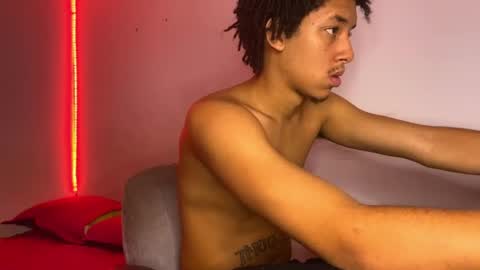 smith_kiki66 online show from June 3, 7:19 pm