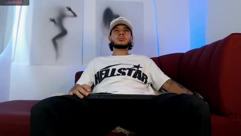 777 online show from April 18, 11:37 pm