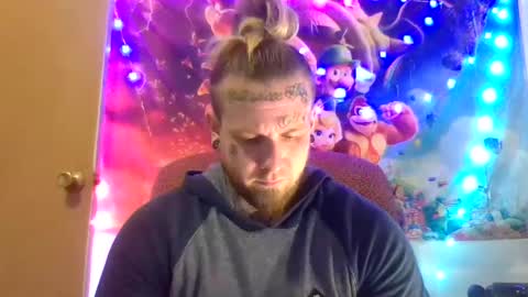 smoke online show from December 15, 10:04 pm