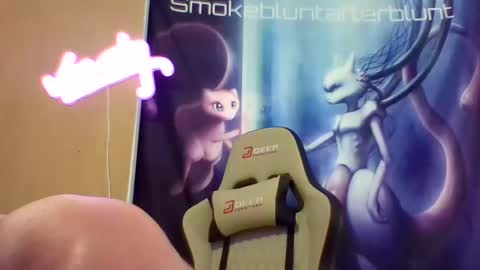 smoke online show from June 7, 8:10 am